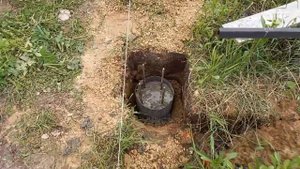 #1 Фундамент под забор из кирпича и профильного железа