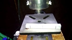 Самодельное крепление для монитора