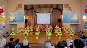 Танец "Веселые человечки"