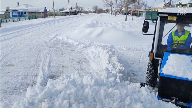 Делаю снежную горку смотреть онлайн