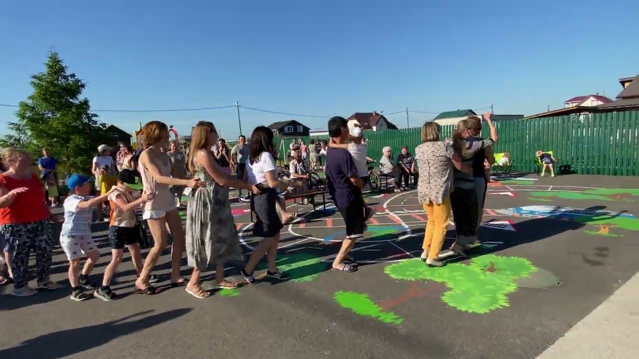 Дуэт аккордеонистов "Штрихкод" Ламбада смотреть онлайн