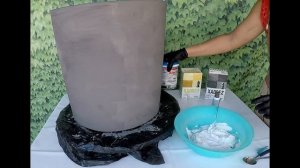 DIY - COMO FAZER UM VASO GRANDE E RESISTENTE, COM CIMENTO E ISOPOR, IMITANDO MÁRMORE NEGRO