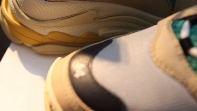 BALENCIAGA TRIPLE S Review in Green and Yellow смотреть онлайн