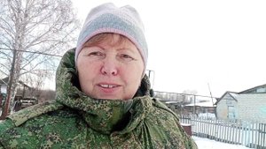 Жизнь в деревне. Отнесла уток коптить.