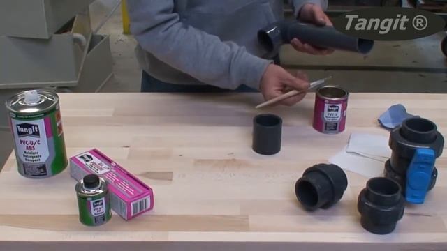 Как клеить трубы и фитинги ПВХ для бассейнов смотреть онлайн