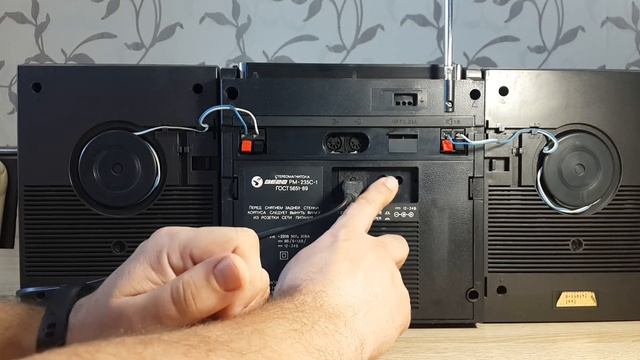 1/4. ВЕГА РМ 235С-1. Обзор магнитолы. смотреть онлайн