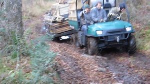 Polaris Ranger 6x6 - hauling