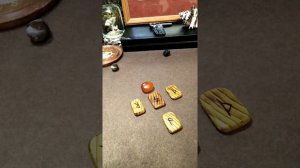 Отношение малознакомого человека к вам, что следует знать.