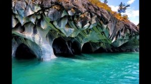 Мраморные пещеры на озере Хенераль Каррера