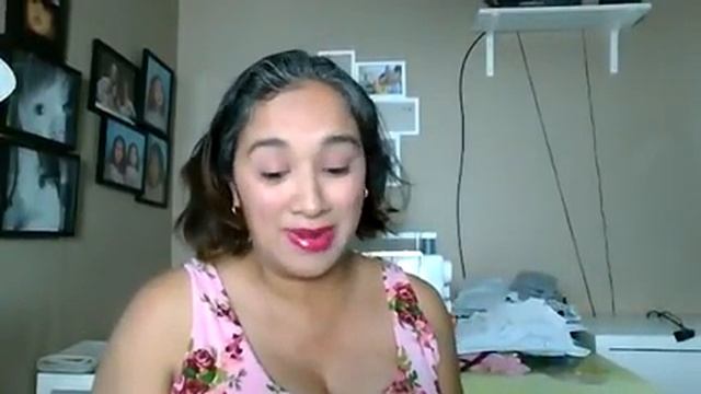 Sewing Thursday, Meet Evie! смотреть онлайн