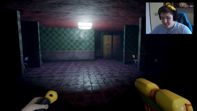 КРАМПУС НЕ ХОЧЕТ МЕНЯ ОТПУСКАТЬ! | Krampus Is Home смотреть онлайн