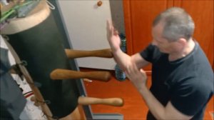 Вин Чун Кунфу Деревянный манекен Комплекс Пять блоков Wing Chun Kungfu Wooden Dummy Complex Five Bl
