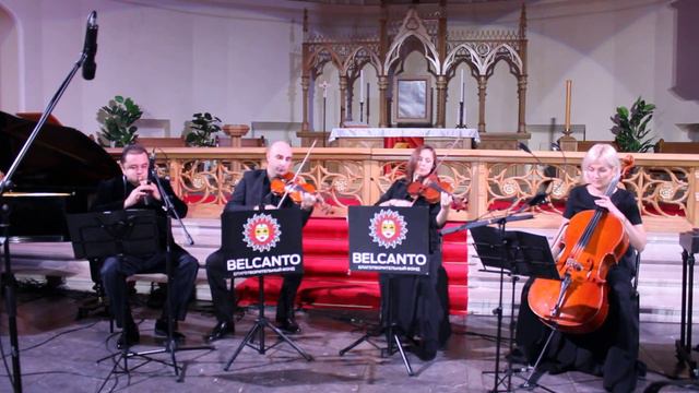 Komitas алый платочек