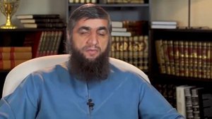 Если Имам читает фатиха вслух нужно ли её читать?