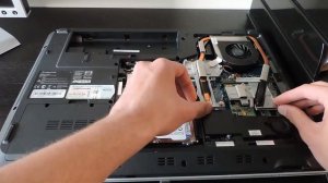 Tutorial: Packard Bell EasyNote DT85 CPU Replace Full HD