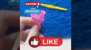 простое плетение из резиночек.