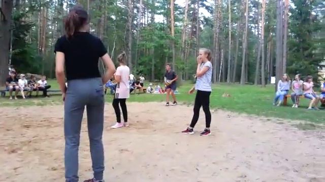 Волейбол в лагере Волна на 4 смене 2018 г. 2 отряд и вожатые. vk.com/unostmk