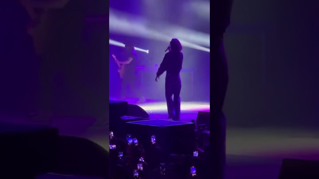 XOLIDAYBOY Океаны Ростов-на-Дону 21.05.24 Stories Ивана #xolidayboy#иванржевский#concert#океаны смотреть онлайн