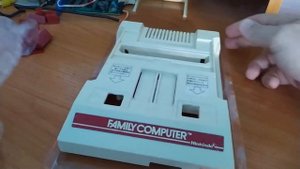 Реставрация Famicom или как отбелить желтый пластик