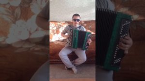 Бумер на баяне cover (Пацан офигенно играет на баяне)