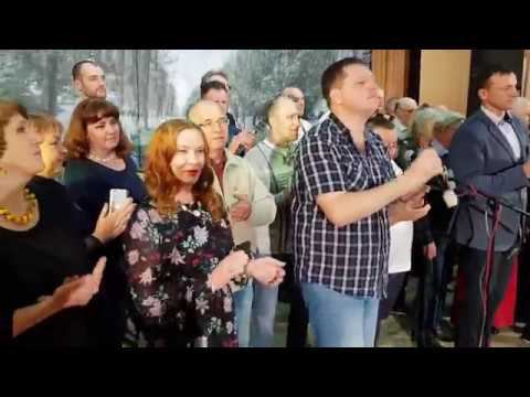 Суматоха смотреть онлайн