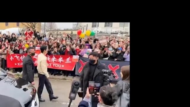 TODS晒肖战与集团创始人合照高奢不高冷的炫耀 смотреть онлайн