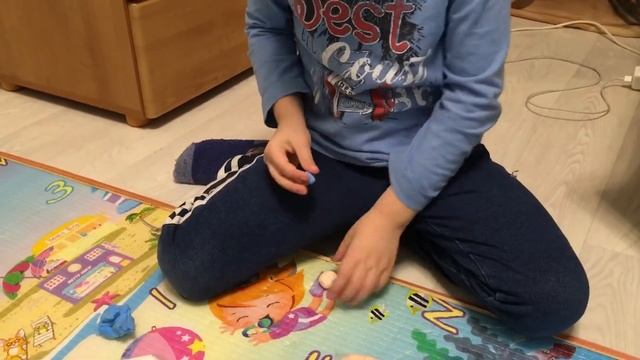 Дед Мороз и Снегурочка. Снегурочка своими руками. Как слепить Снегурочку смотреть онлайн