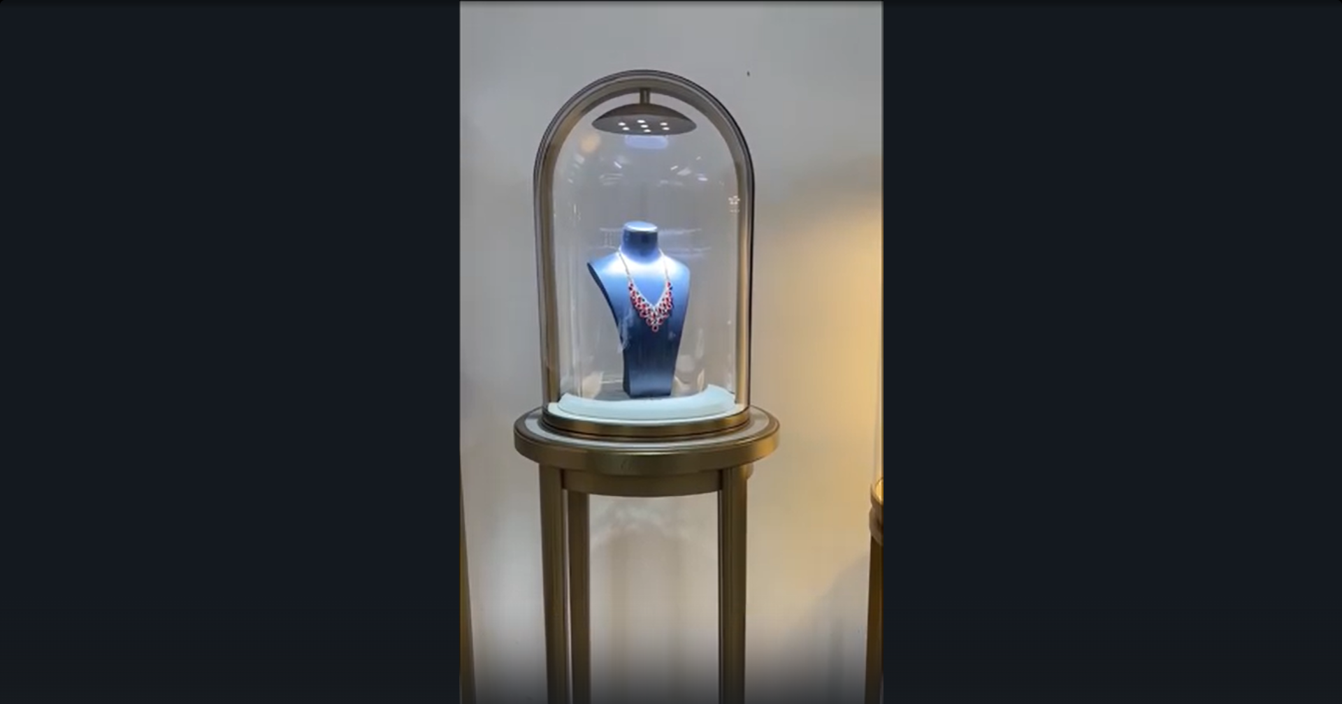 Oval High End Dome Glass Jewelry Showcase