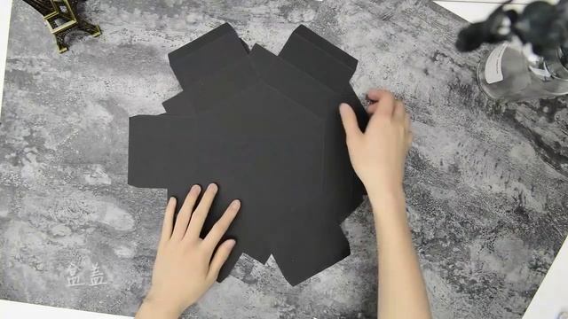 DIY Explosion Box Scrapbook 1/2 (Matryoshka) смотреть онлайн