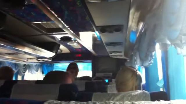 Пикник поёт название Бангкока (не с начала) смотреть онлайн