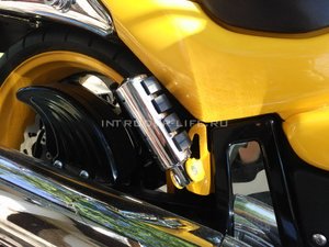 Преимущества пассажирских подножек "ISO BIG" на примере Suzuki M109R / VZR1800 / M1800R.