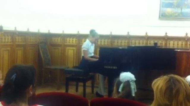 Ковнова Ангелина 3 кл. Э.Григ Поэтическая картинка e moll смотреть онлайн