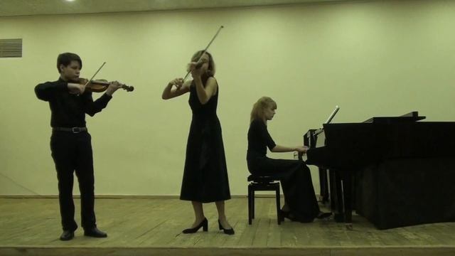 Д.Д. Шостакович Гавот смотреть онлайн