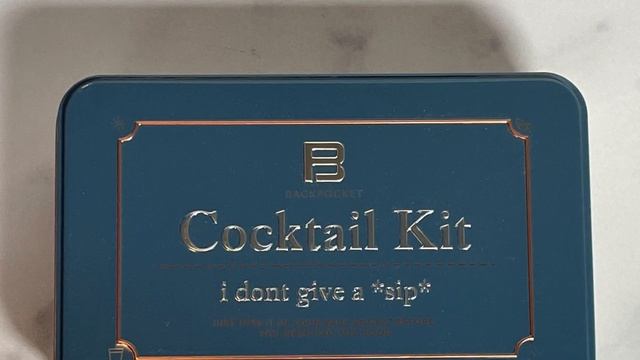 SMARTASS AND SASS UNBOXING | August 2022 box | They brought the sass with this one... смотреть онлайн