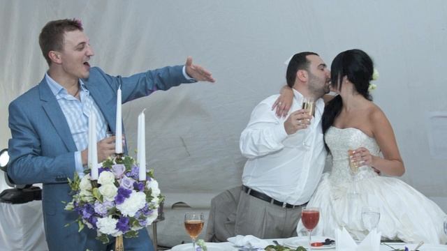 Свадебная! Автор слов и музыки Е.Анишко Исполняют Артем и Наталья Солоник! смотреть онлайн