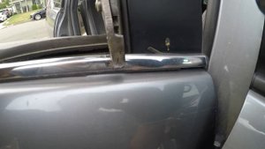 2003 GX470 Rear Door Window Moulding Replacement