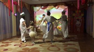 танец  мама средняя группа