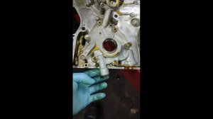 Ремонт залива масла в автомобиле