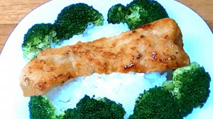 ЖАРЕНАЯ КУРИЦА с рисом и брокколи. Быстро, просто, вкусно.