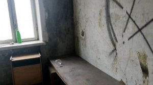 заброшенная девятиэтажка в центре города Антрацит