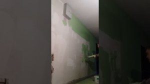 Валик структурный-(шероховатый)в работе краска текстурная-structural paint