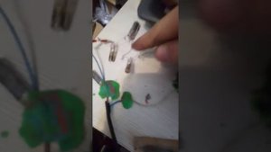 как зажечь неоновую лампу.