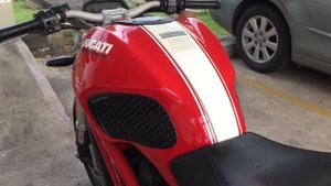 FMF Apex Exhaust on Ducati Monster 796 Sound Test.