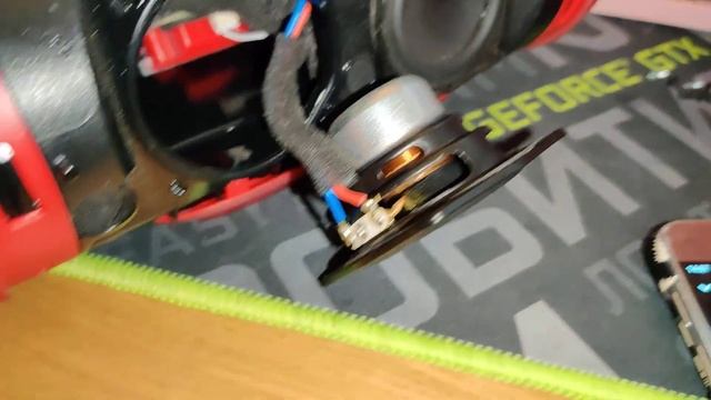 JBL Charge 3 Хрипит | как починить смотреть онлайн