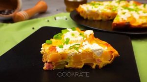 Если есть жареную картошку, то только такую - с беконом и яйцами!