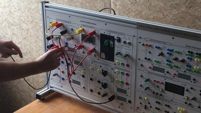 Исследование работы однофазного трансформатора..mp4 смотреть онлайн