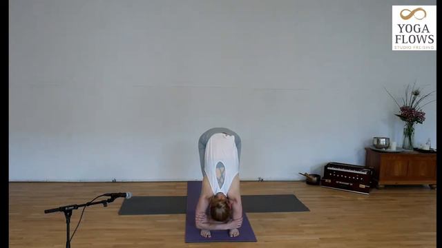 Yoga zum Stärken der Atmung, Zwerchfell - Ashtanga Yoga Innovation[©] mit Anja, Fr. 02.07.21 - 18:3 смотреть онлайн