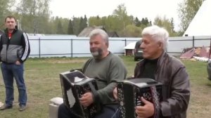 Поют Владимир Глазунов и Сергей Шиндин  Одни из лучших гармонистов России