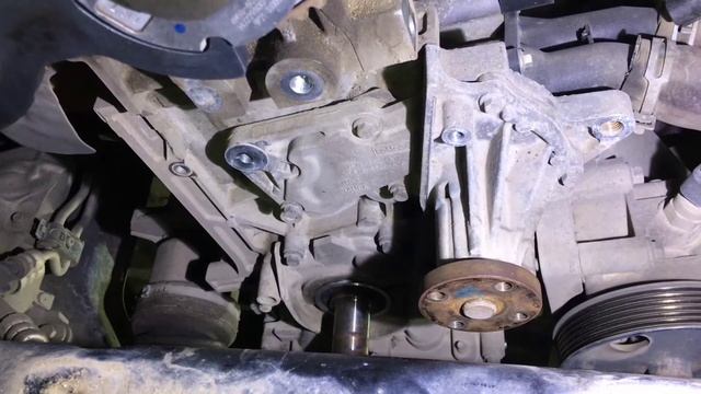 Самостоятельная замена ремня грм на Ford Focus-3.