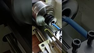 Расточка отверстия на токарном WM210V